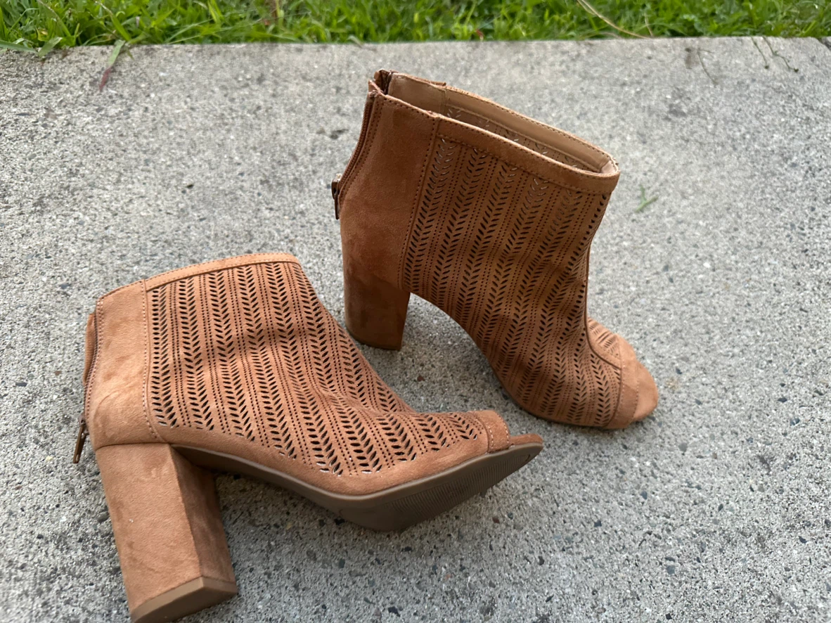 Brown Perforated Peep-Toe Heeled Booties Size 7 - photo 2