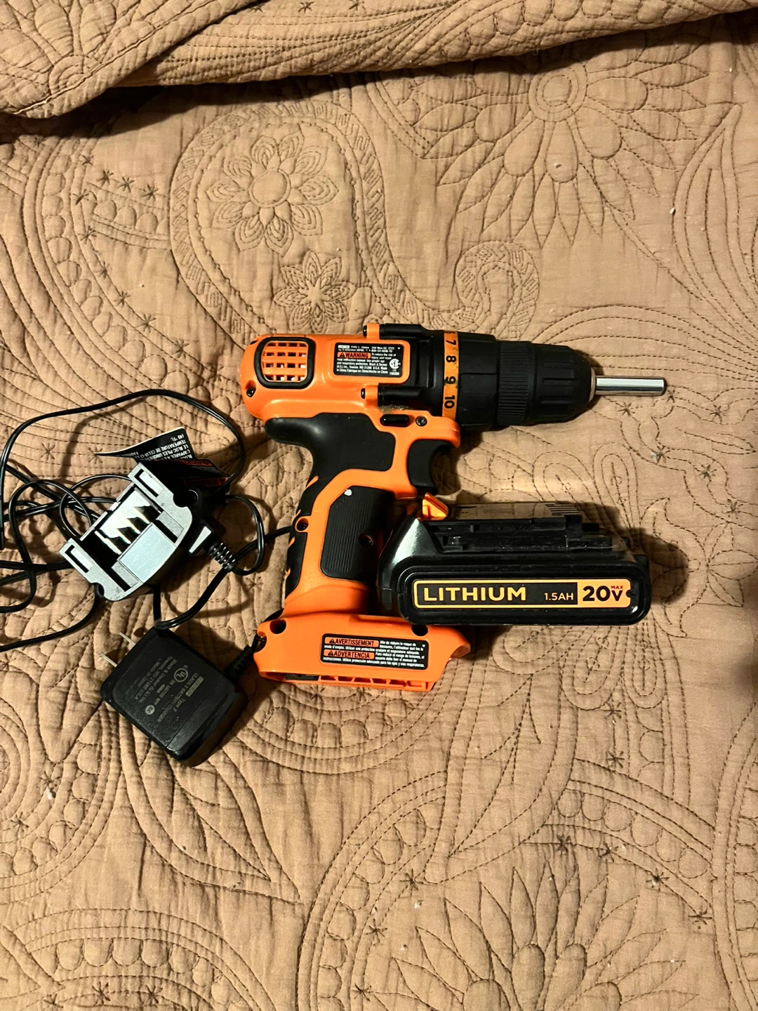 Black & Decker 20V MAX Lithium Drill with Charger