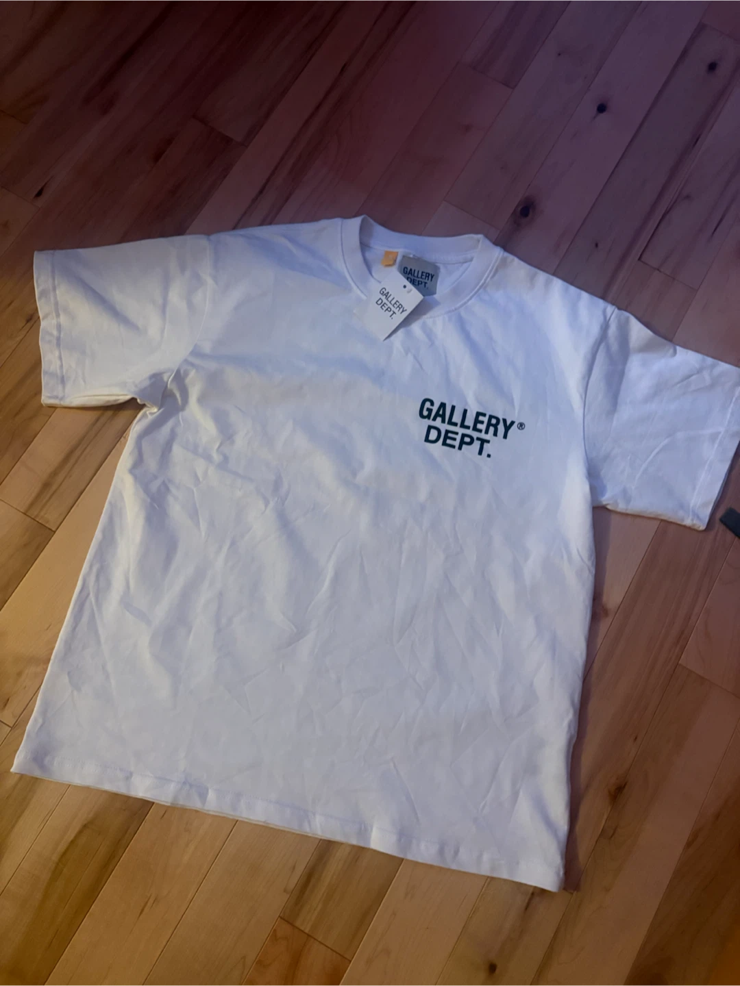 Gallery Dept T-shirt SMALL - photo 2