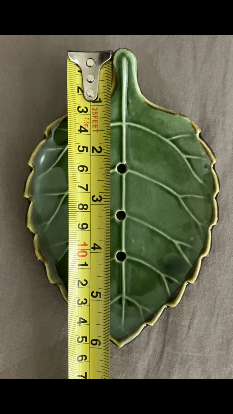 Small Green Leaf Ceramic Soap Dish 🍃💚🧼🫧🧽 - photo 3