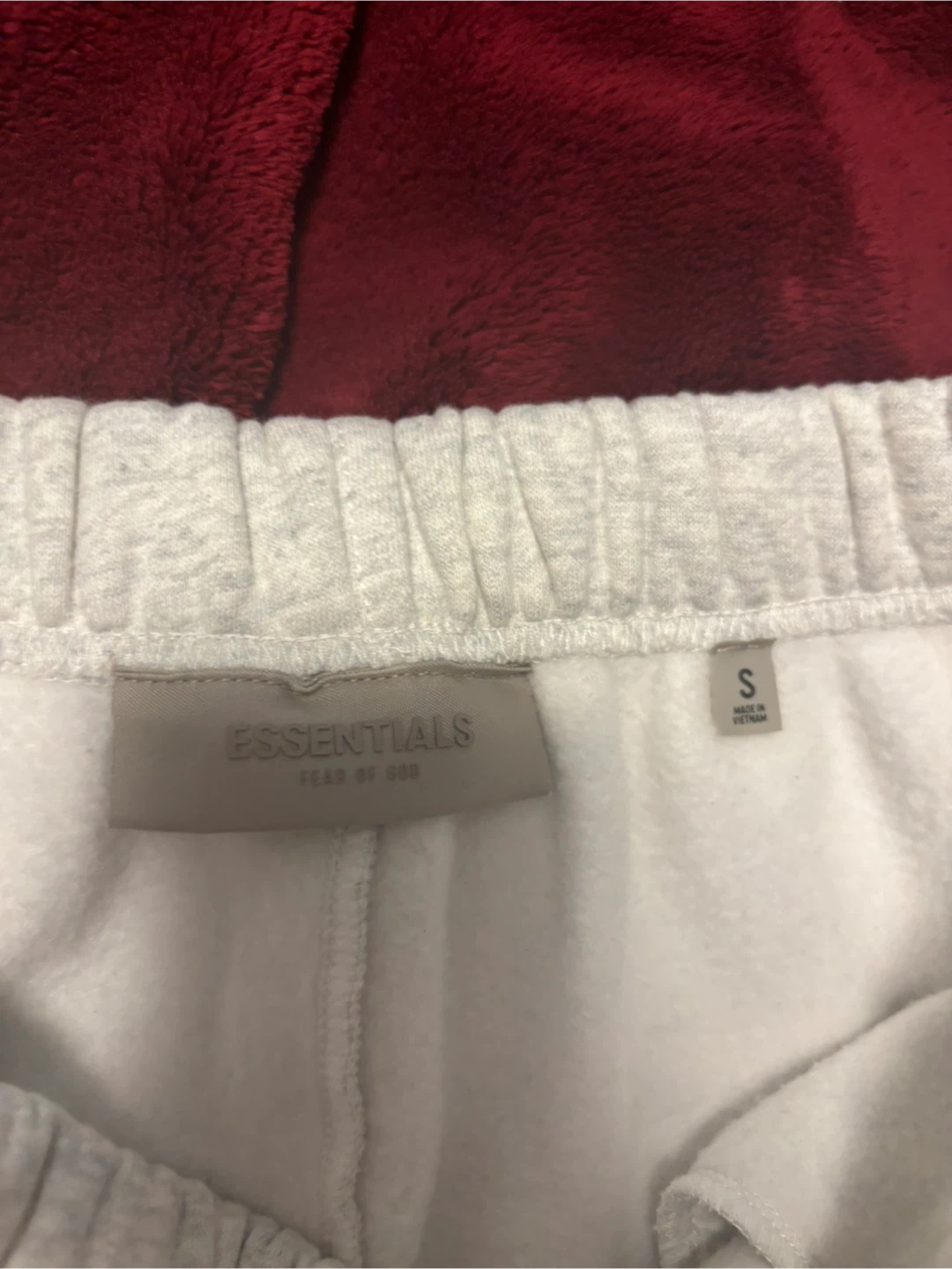 AUTHENTIC essentials shorts light oatmeal - photo 2