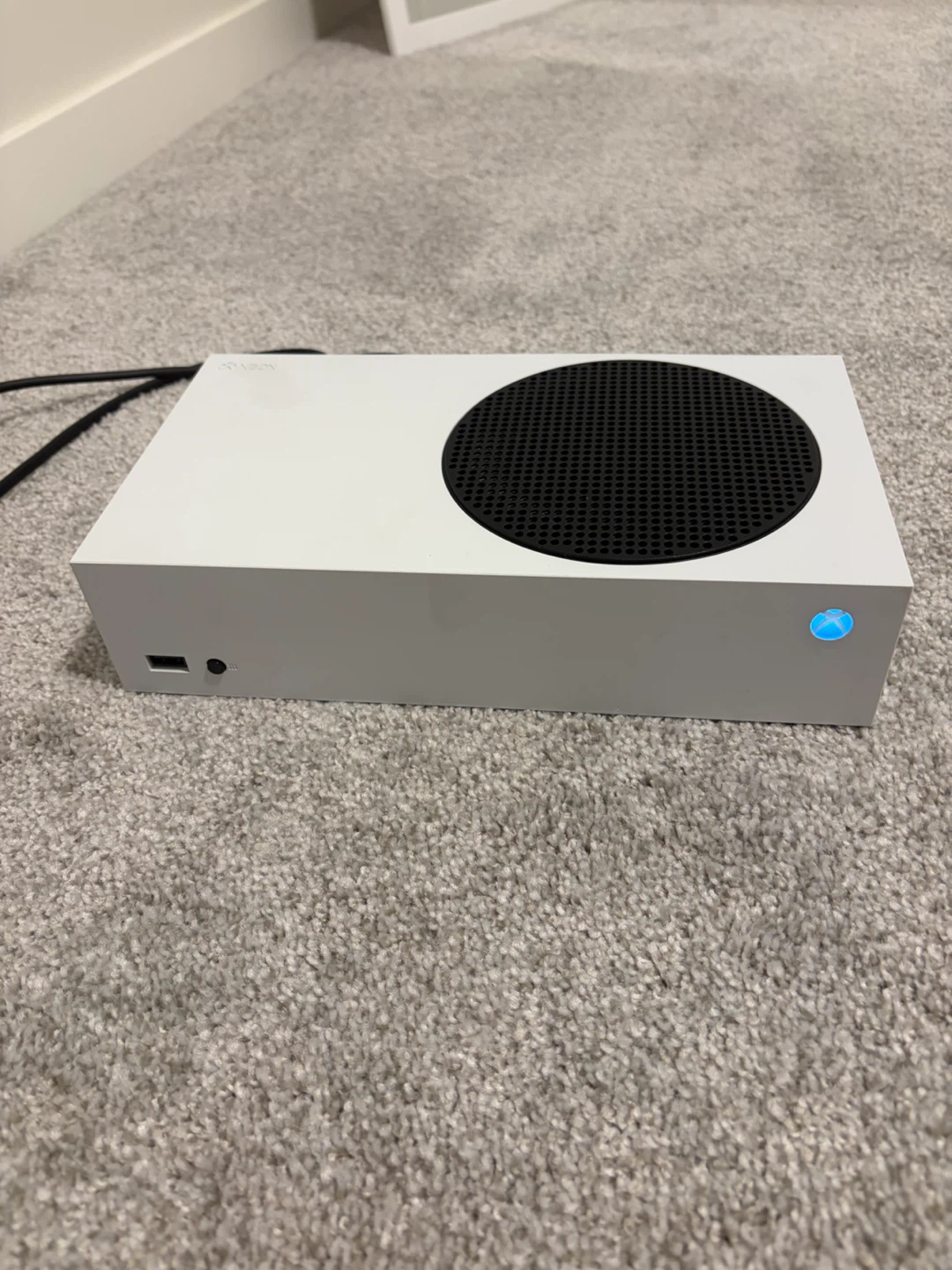 Xbox Series S Console with Two Controllers - photo 2