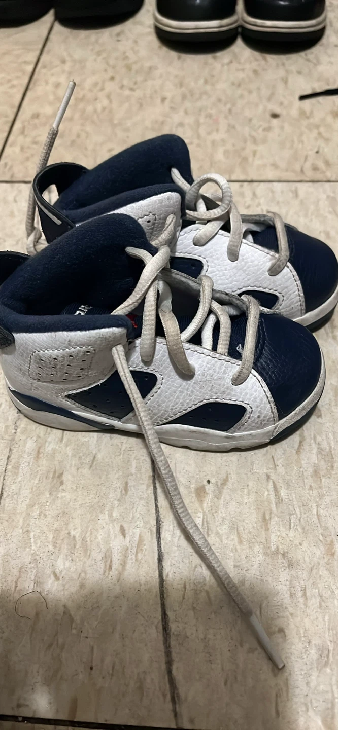Toddler Jordan 6 Shoes - photo 2