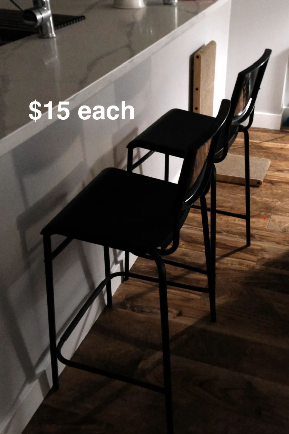 Ikea Coffee Table & Bar Stools for Sale - photo 4