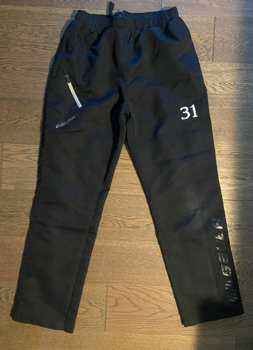 EUC: Bauer Falcons Hockey Warm-up Pants #31 - Size Youth M