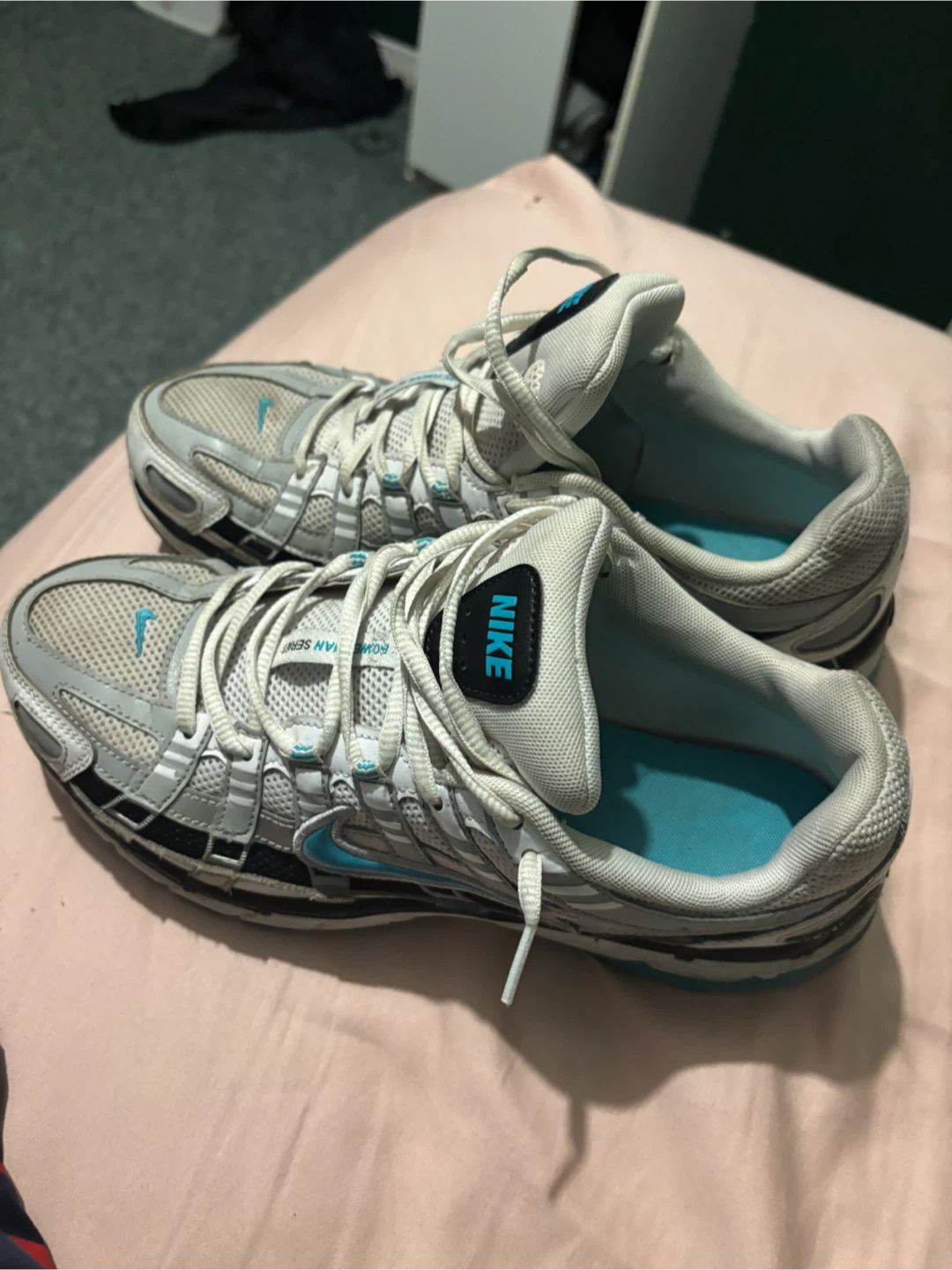Nike Shoes - photo 4