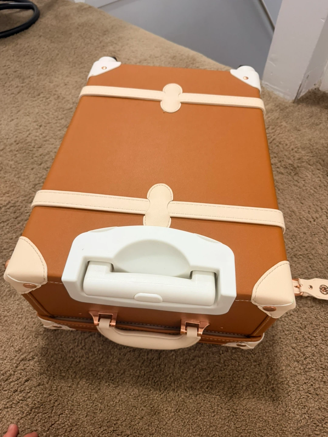 Poppy & Joon Carry-On Luggage - photo 2