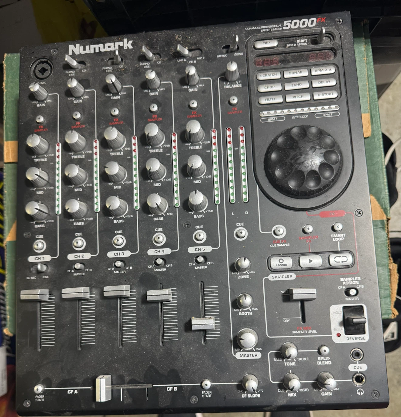 Garage sale. 2056 Stevenson street. - photo 2