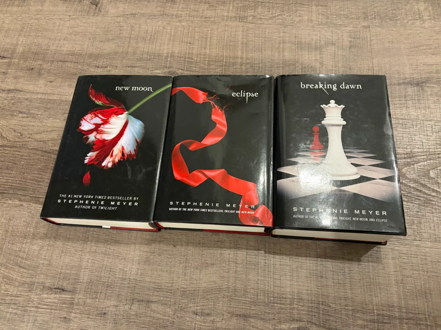 The Twilight Saga 3 HC Books: New Moon, Eclipse, Breaking Dawn