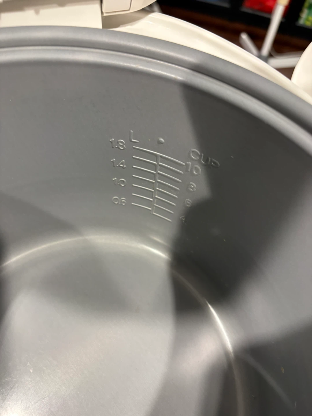 Rare Find! Vintage Made in Japan Rice Cooker 10 Cups - photo 3