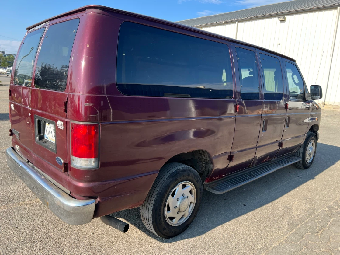 2007 Ford E350 No commercial Plates Very reliable - photo 3
