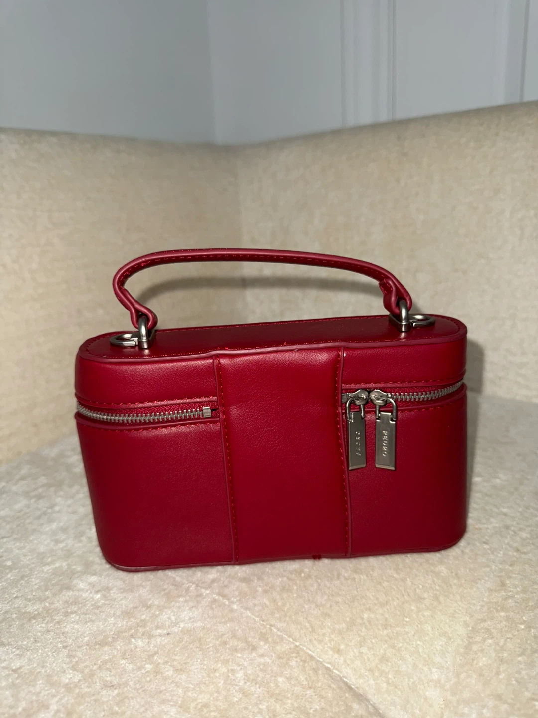 Pedro Red Vanity Case - photo 2