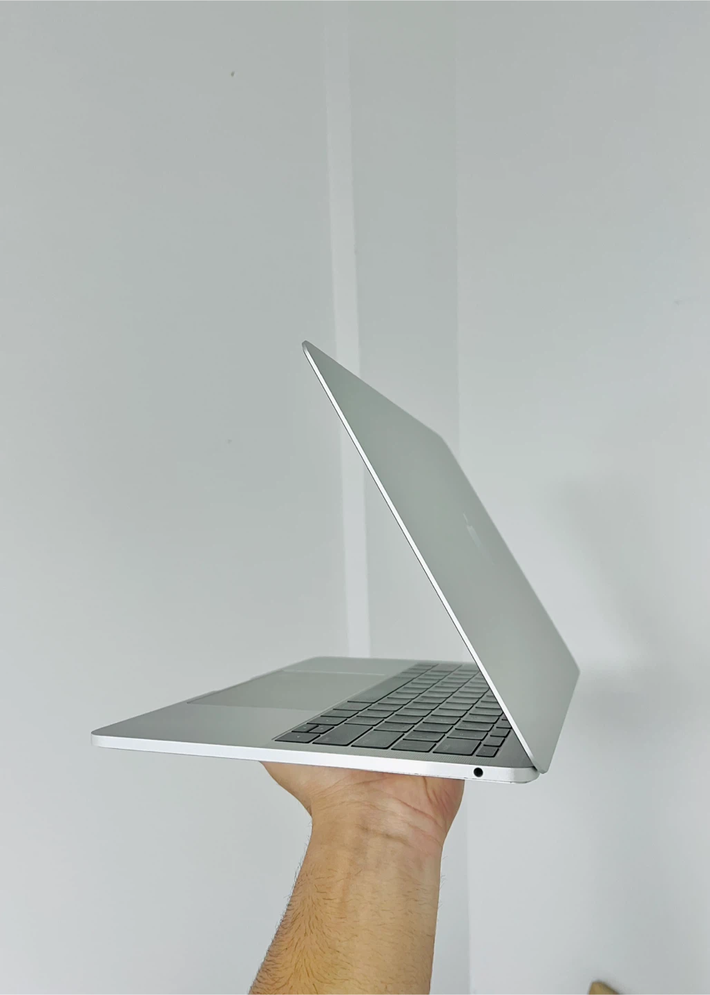 MacBook Pro - photo 4