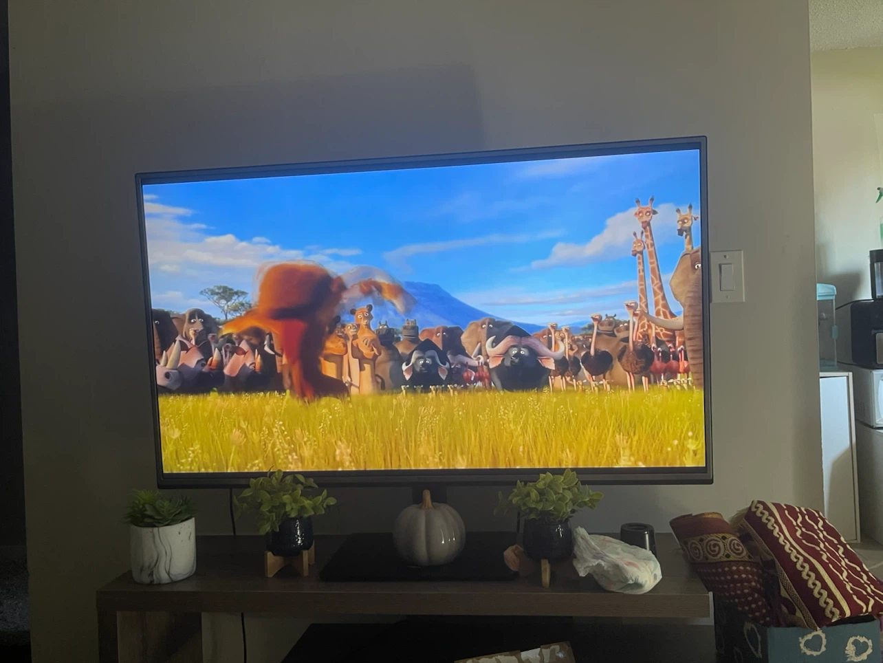 LG 55UH6150 55-inch 4K UHD Smart TV - photo 3