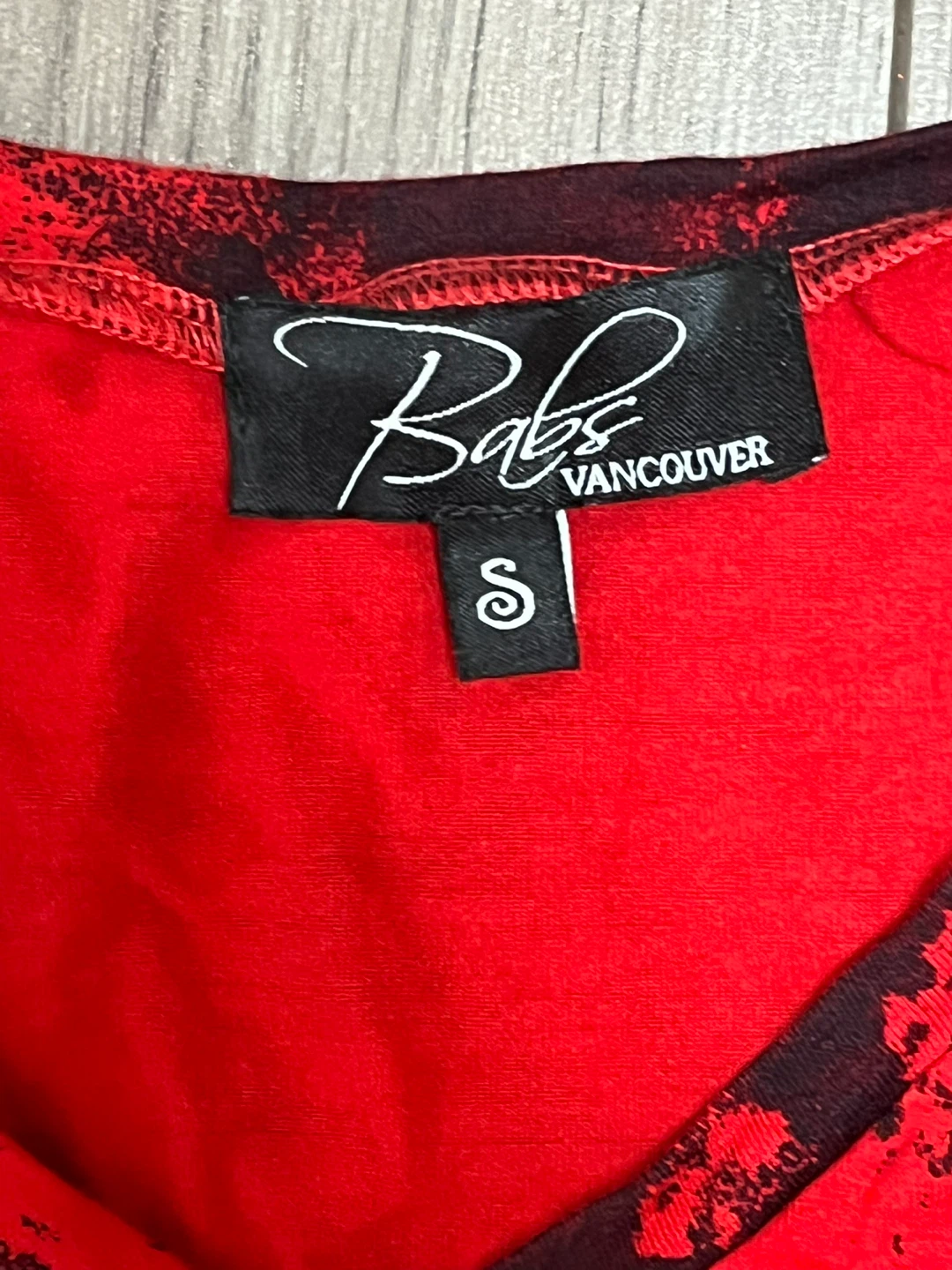 Babs Vancouver Red & Black Abstract Print Tunic Top - photo 4