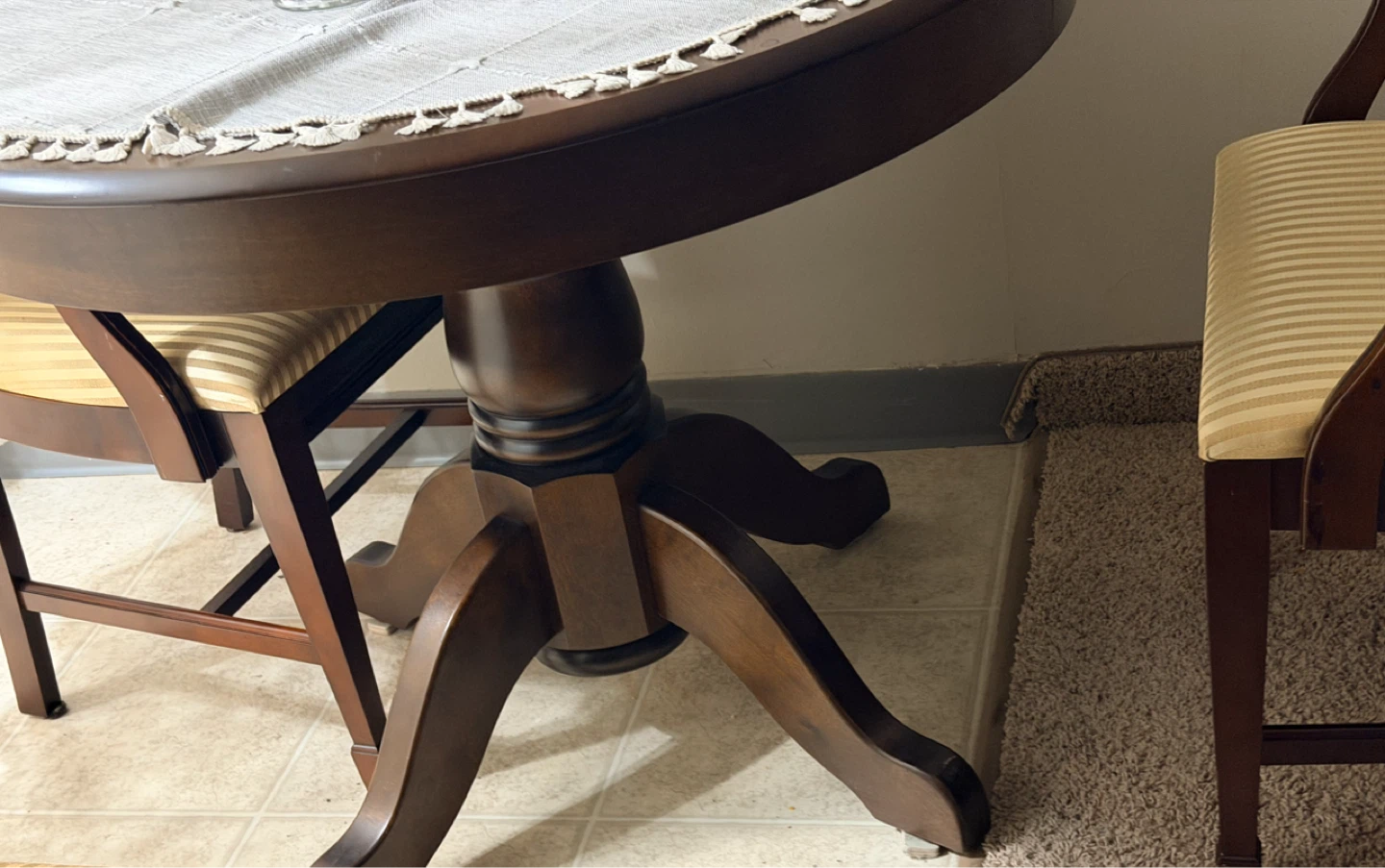 Sturdy Dinning Set - photo 4