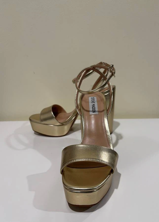 Steve Madden Gold Platform Heels - photo 2