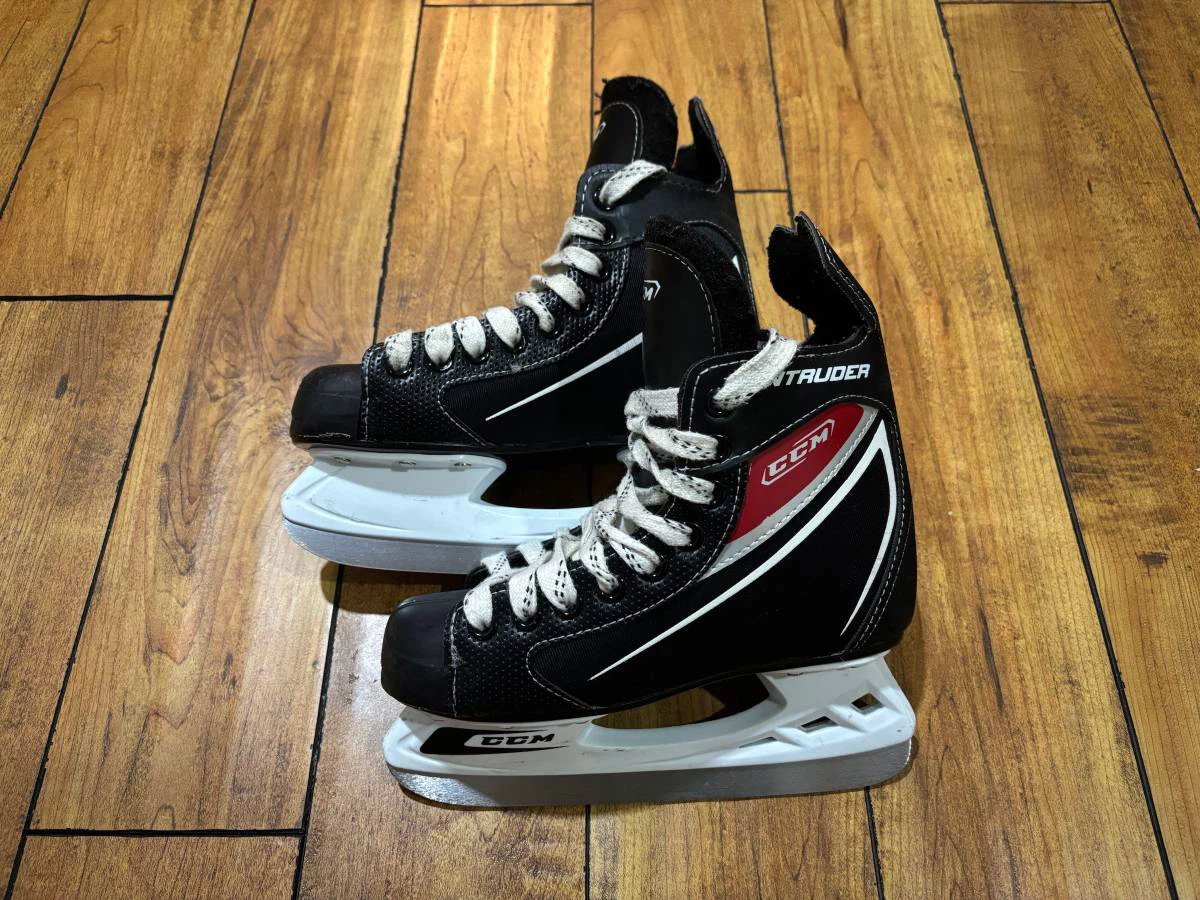 CCM Intruder Hockey Skates Size 2