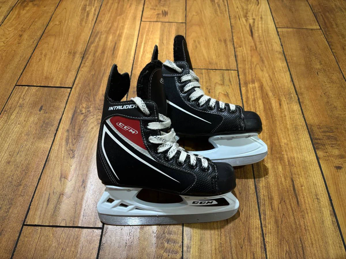 CCM Intruder Youth Hockey Skates