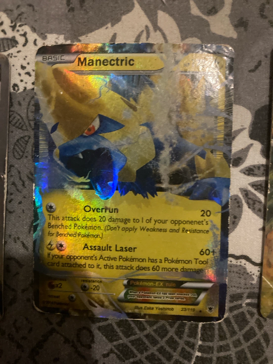 10 rare Pokémon card with a rainbow rare card and golden cards - photo 5