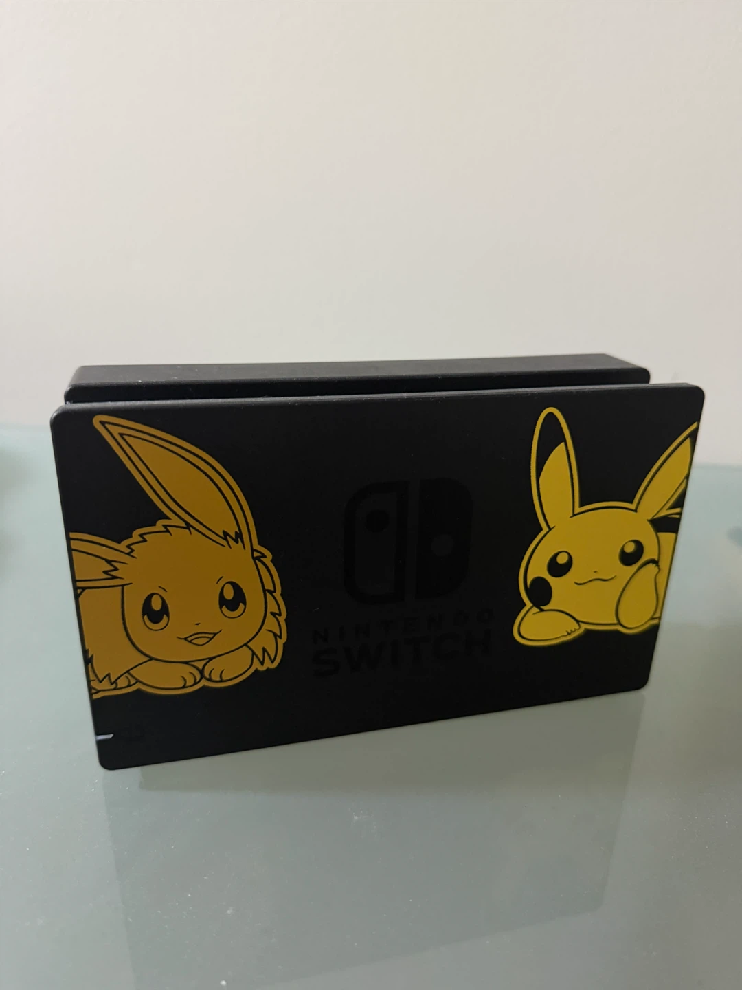 Nintendo Switch Console - Let’s Go Pikachu Edition - photo 2