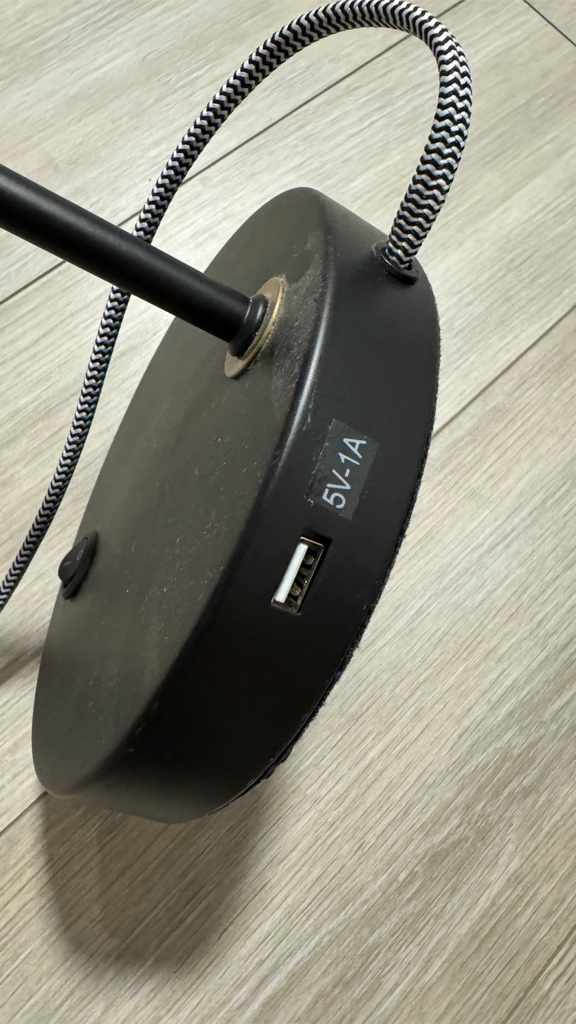Black Desk Lamp with USB Charging Port - photo 3