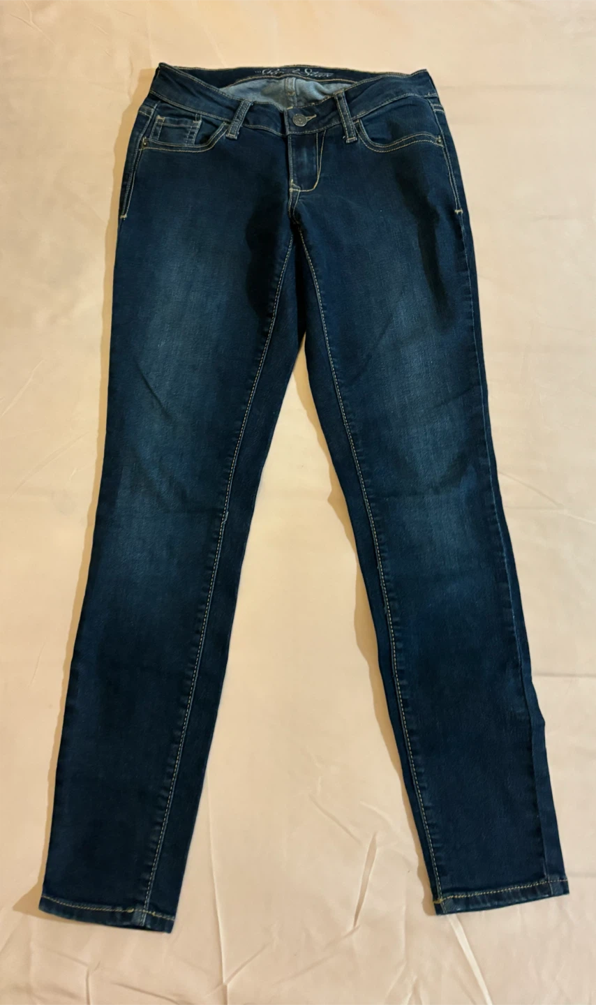 Size 4 Old Navy The Rock Star Jeans