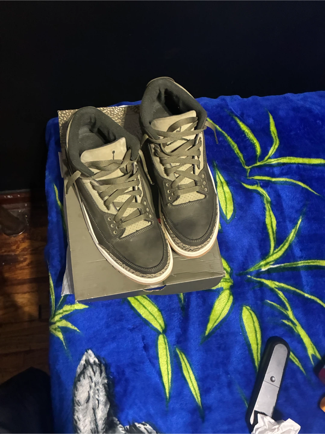 Air Jordan 3 Retro "Desert Elephant" - photo 2