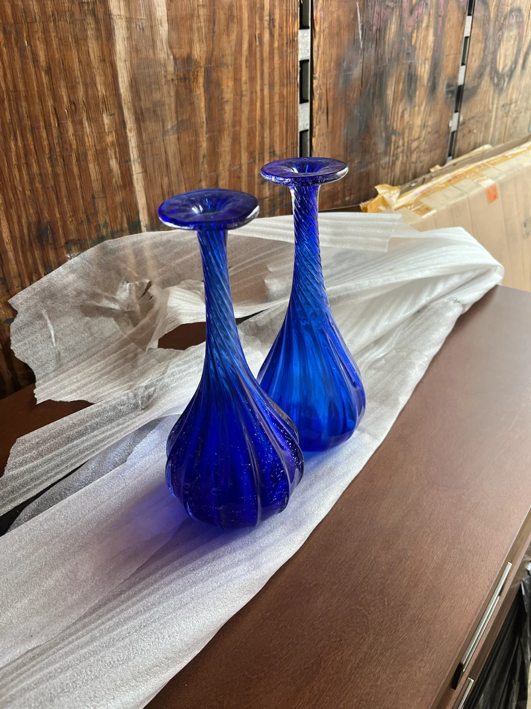Pair of Cobalt Blue Swirl Glass Vases $5 each or 4 for $10 - photo 4