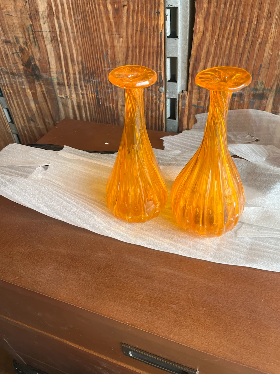 Set of 2 Orange Glass Vases $ each or 4 for $10 - photo 2