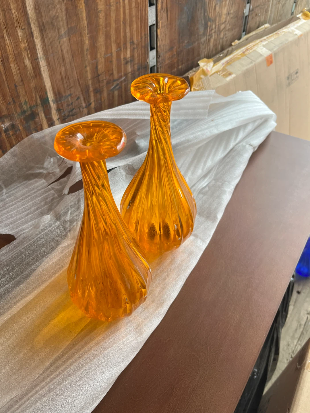 Set of 2 Orange Glass Vases $ each or 4 for $10 - photo 4