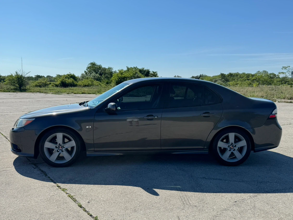 Gray 2011 Saab 9-3 Turbo Sedan - photo 5