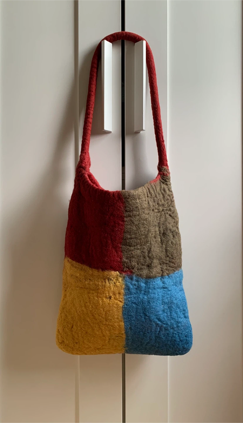 Felted Wool Shoulder Bag - photo 3