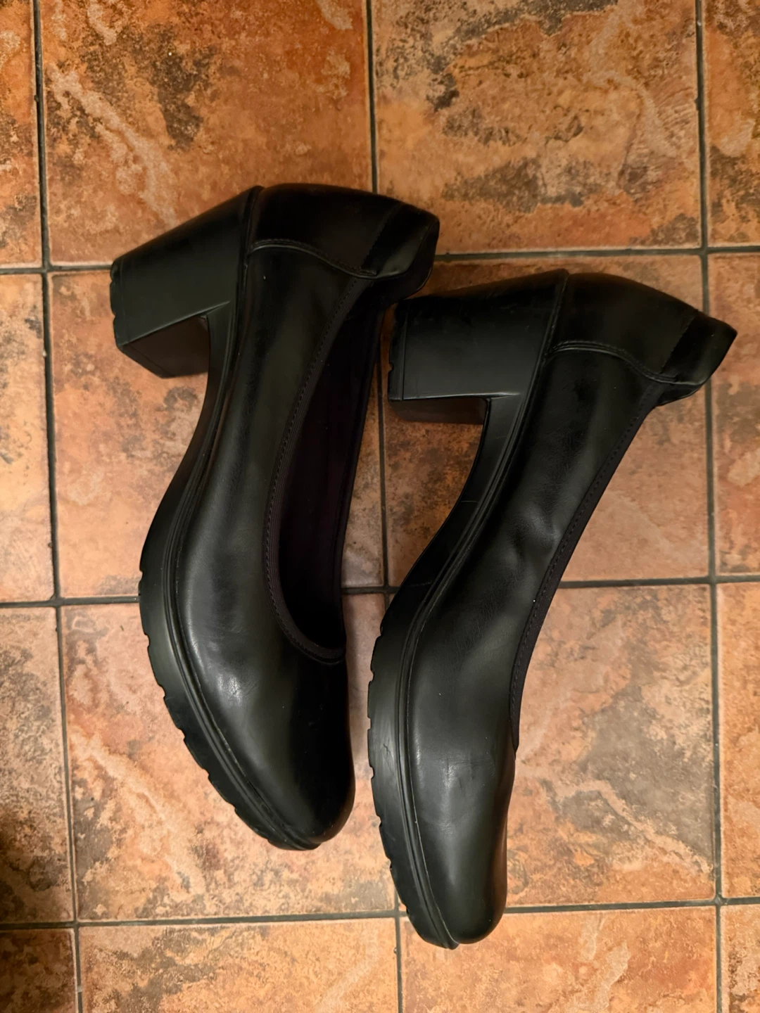 Bunch of shoes:Black Clarks Collection Shoes - photo 3