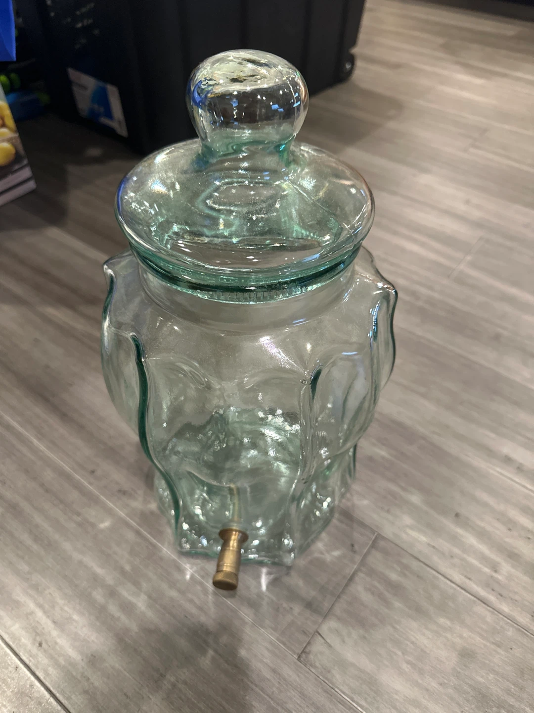 Glass Beverage Dispenser with Spigot