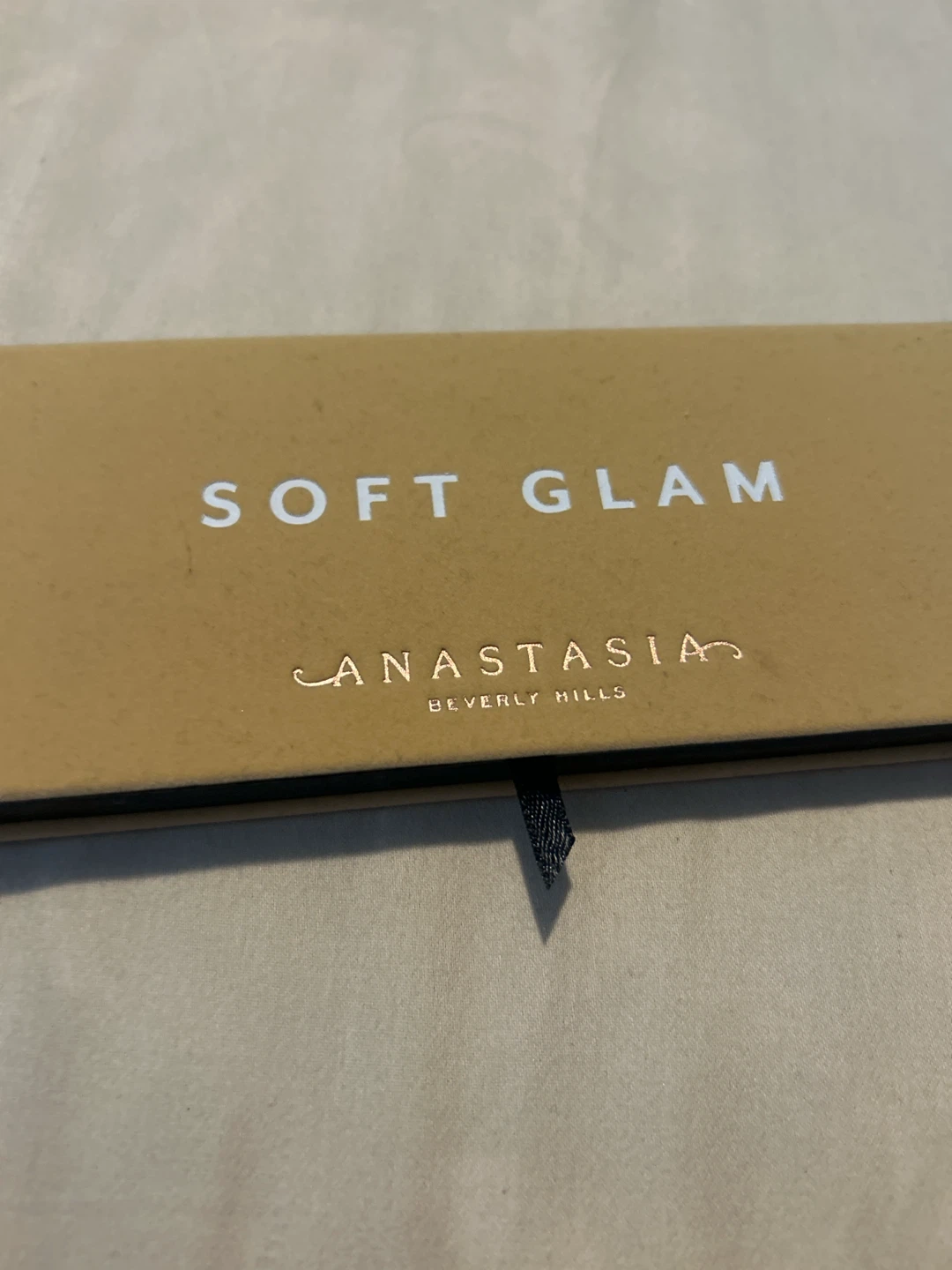 Anastasia Beverly Hills Soft Glam Eyeshadow Palette
