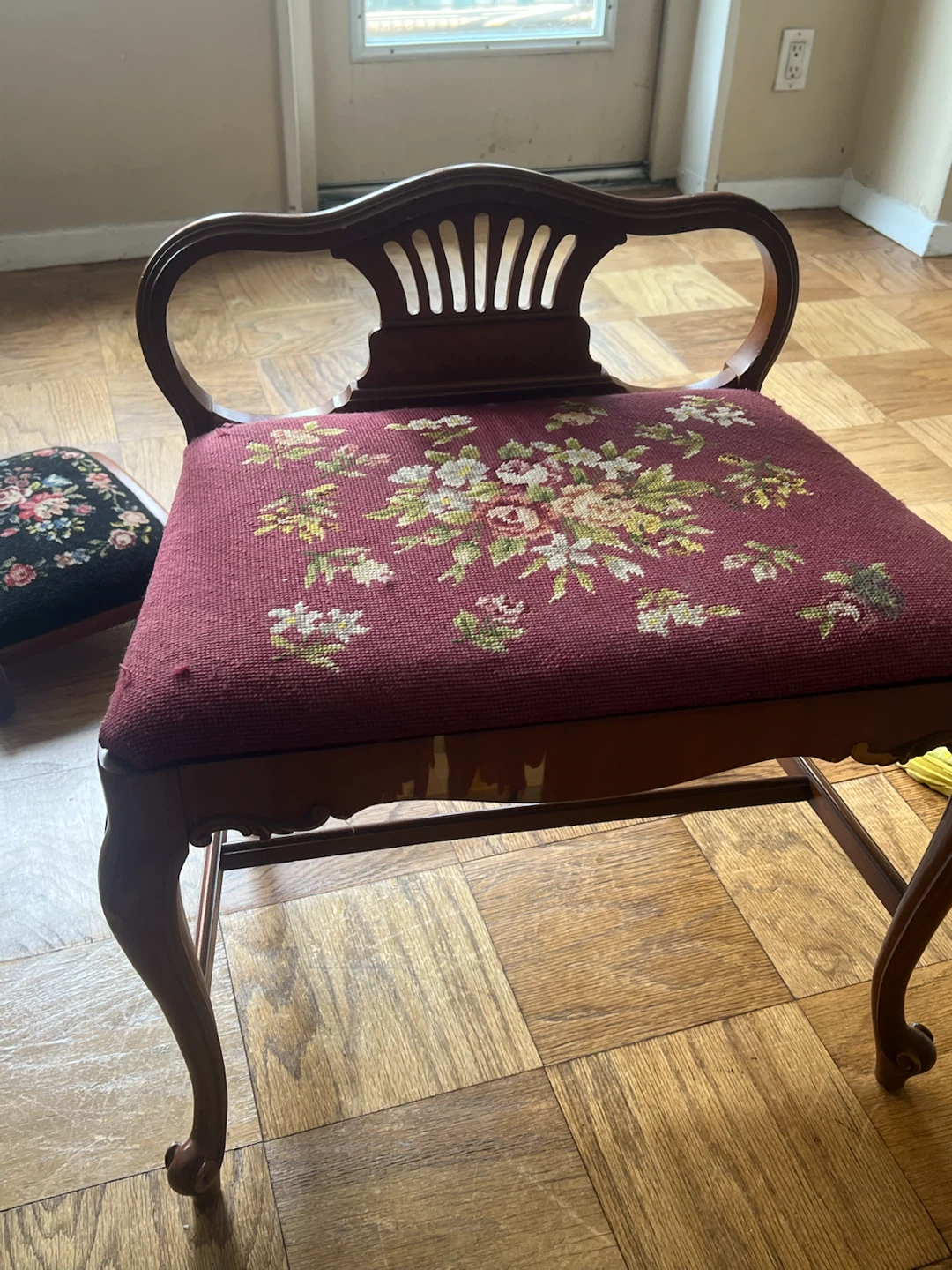 Vintage Vanity Stool with Floral Needlepoint Seat - photo 2