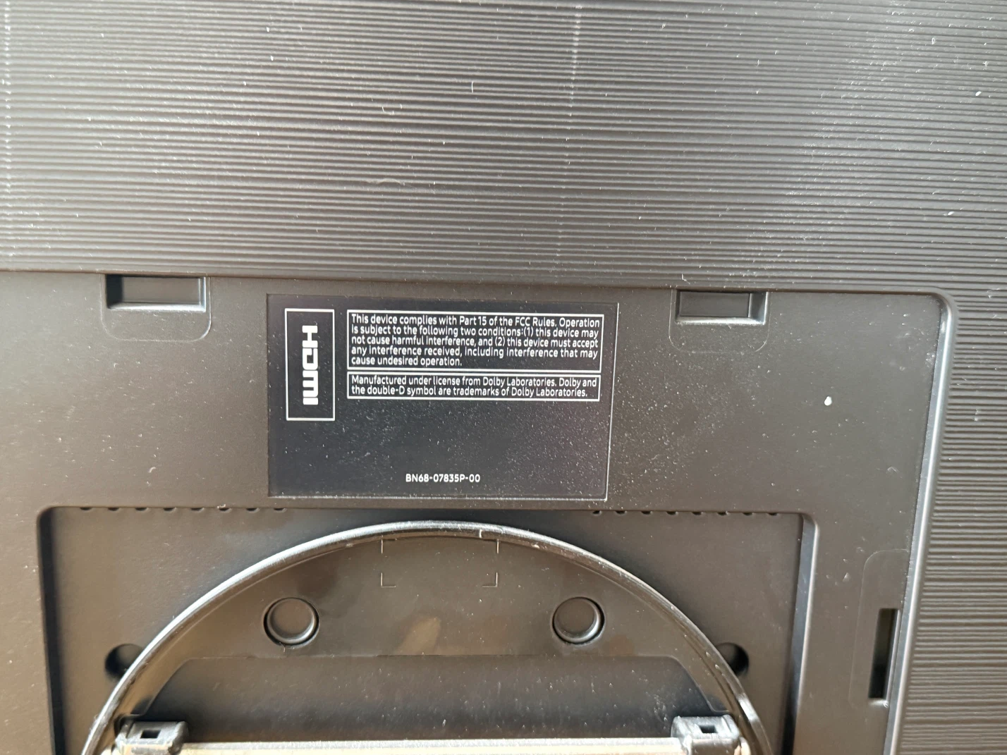 Samsung TV with Stand - photo 4