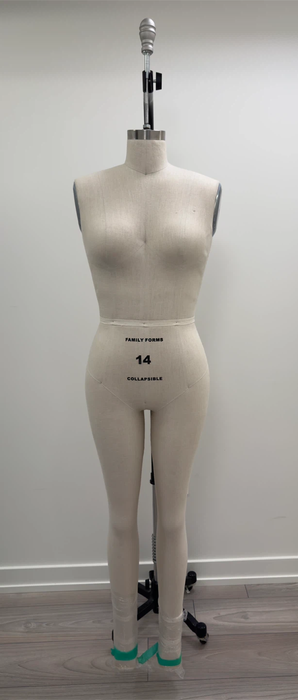 Professional Women’s Dress Form - Size 14