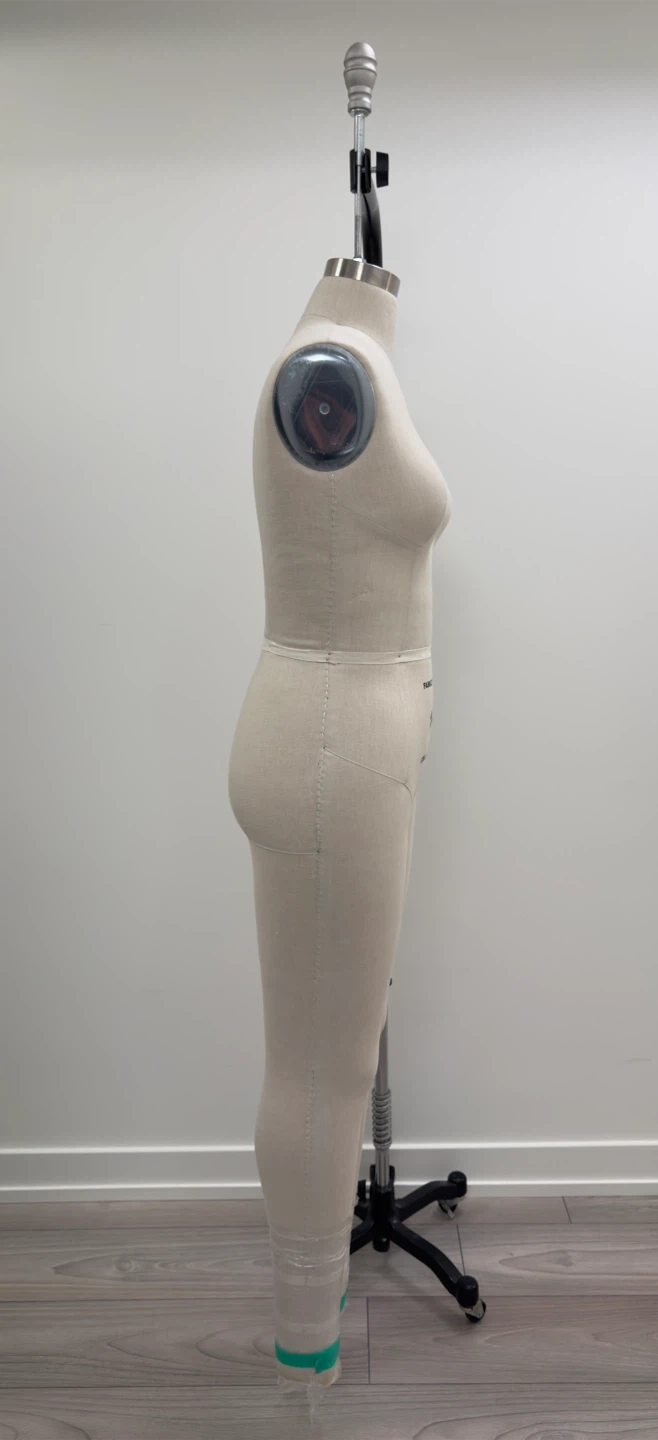 Professional Women’s Dress Form - Size 14 - photo 2