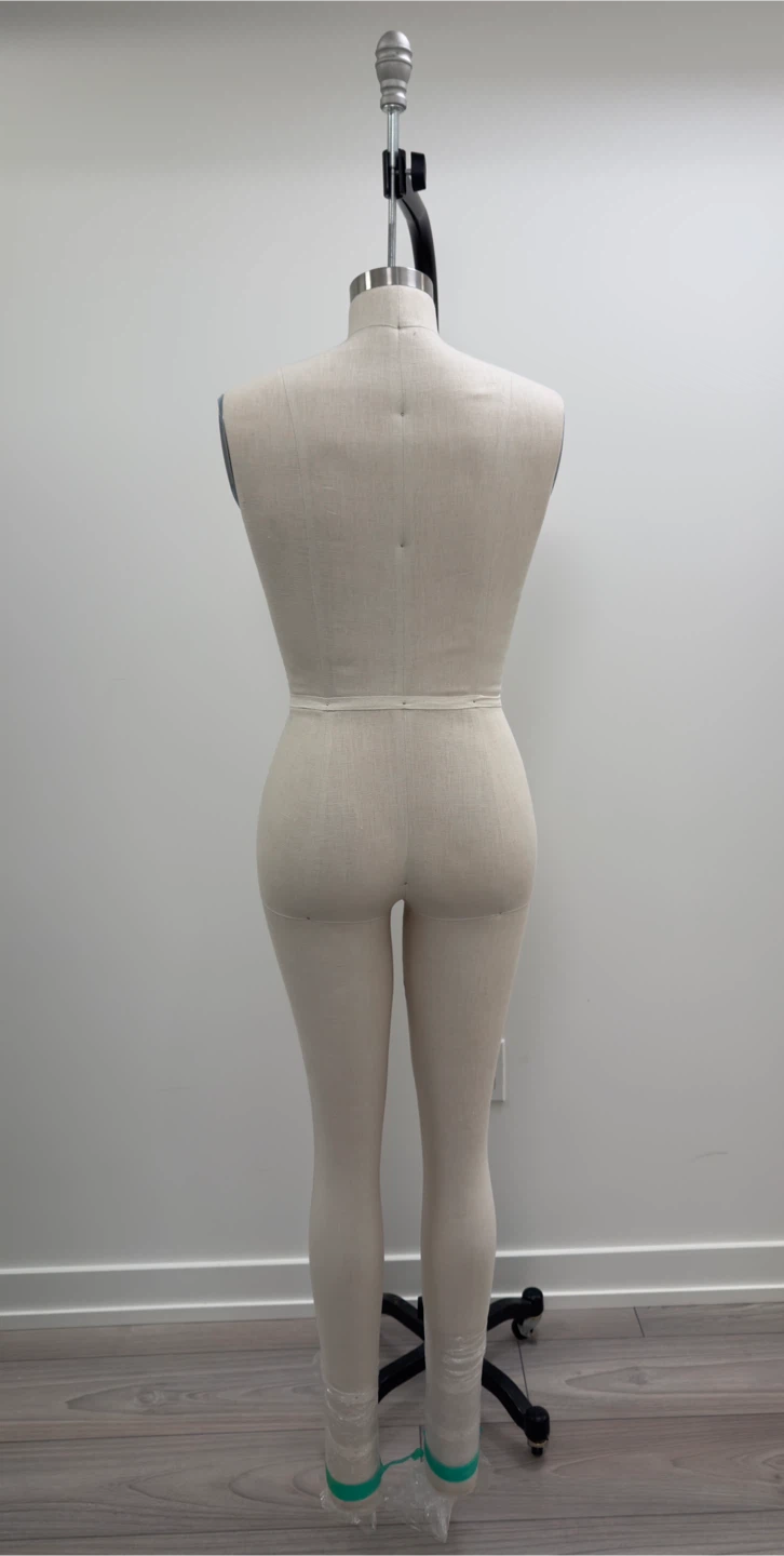 Professional Women’s Dress Form - Size 14 - photo 3