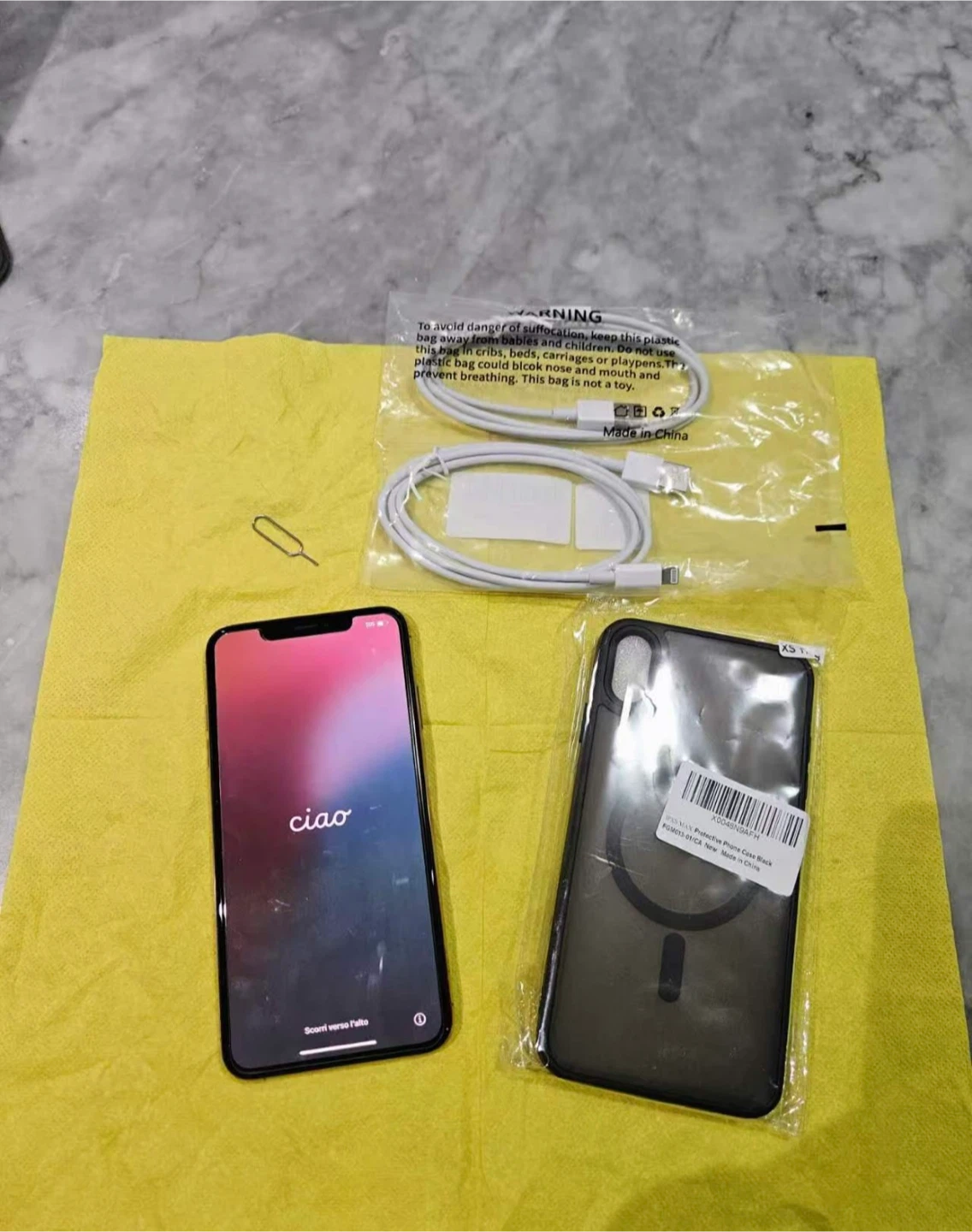 Apple iPhone XS Max - NEED TO SELL EVERYTHING