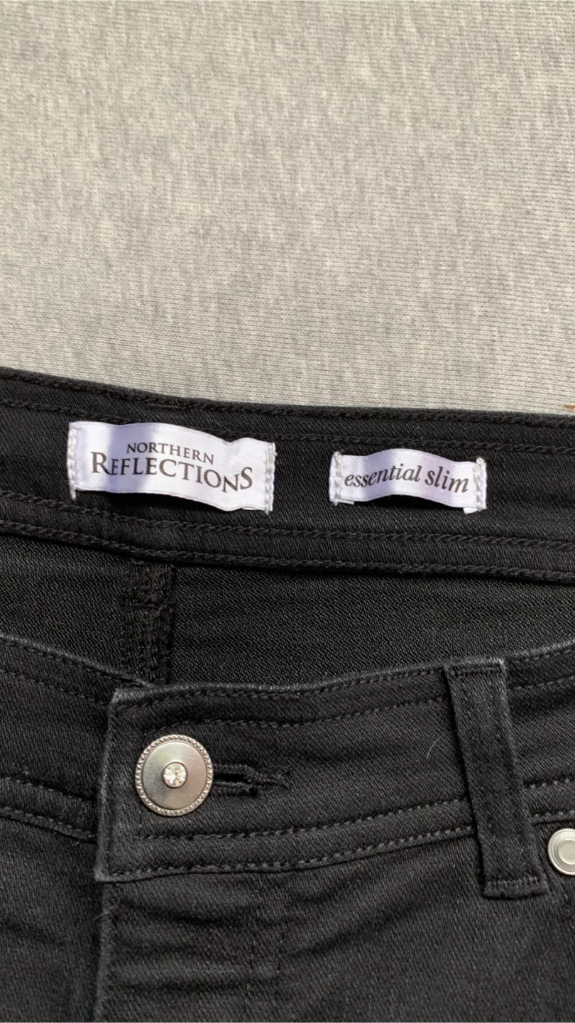 Northern Reflections ‘Essential Slim’ Bootcut Jeans ~ Size 10 - photo 3