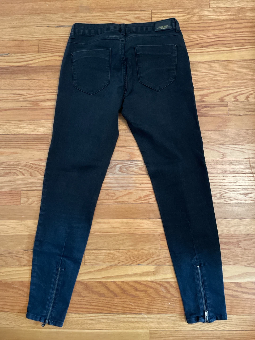 Black Skinny Jeans with Zipper Accents - photo 2