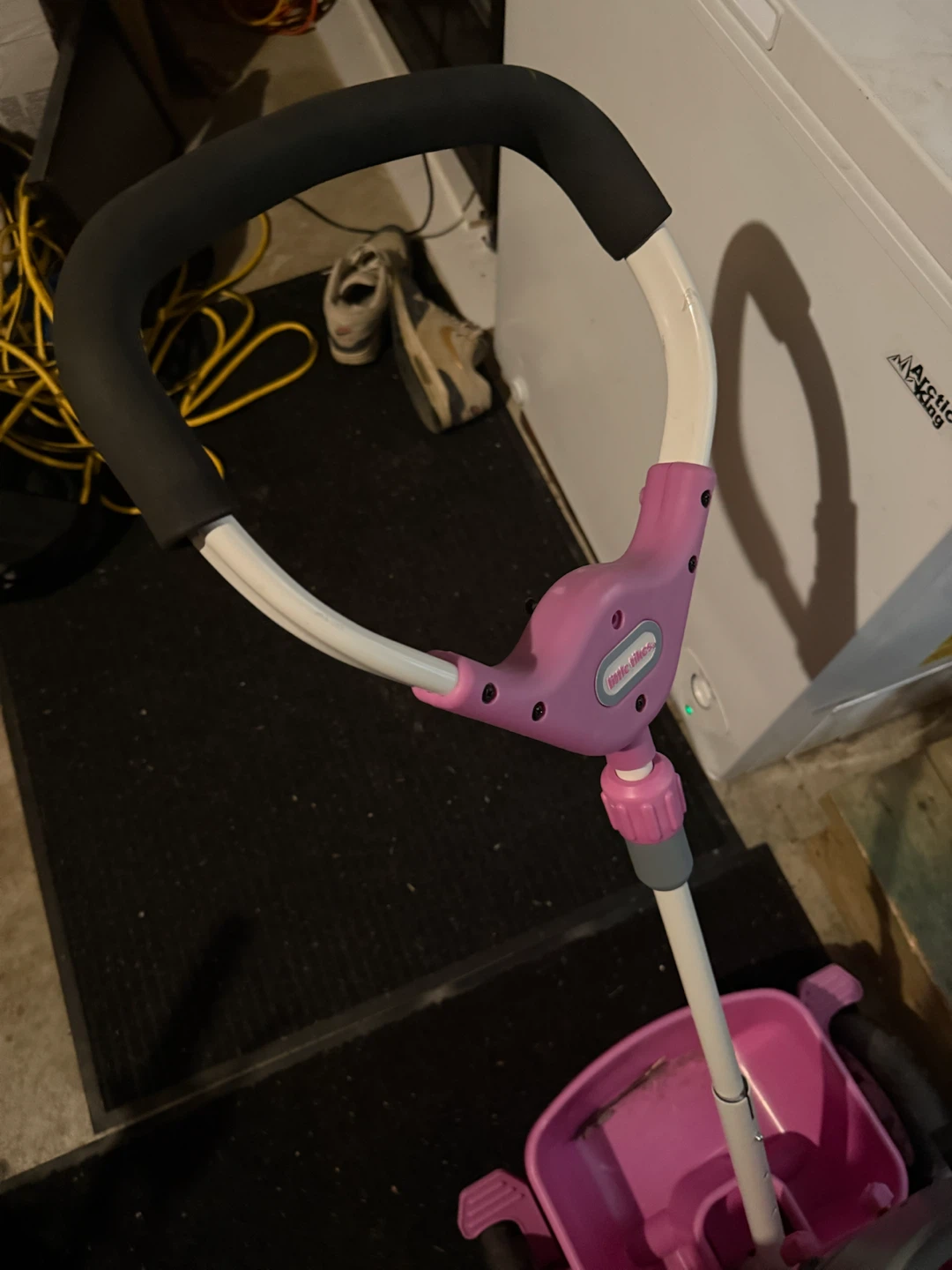 Little Tikes Pink & Grey Tricycle - photo 3