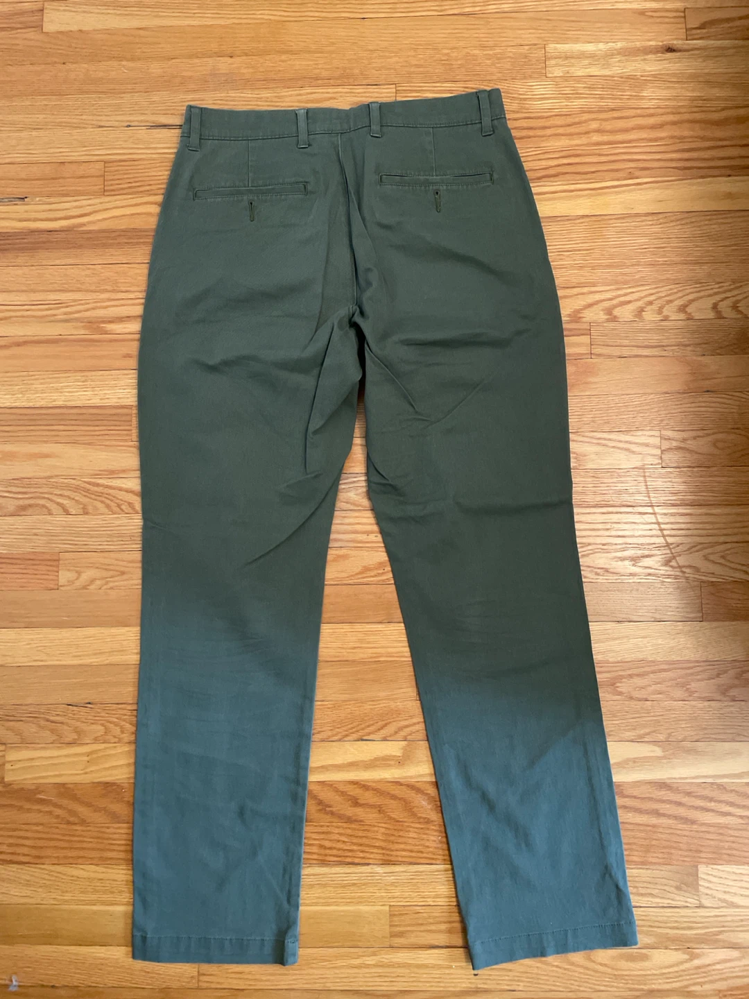 Amazon Essentials Men's Chino Pants Green Size 34x30