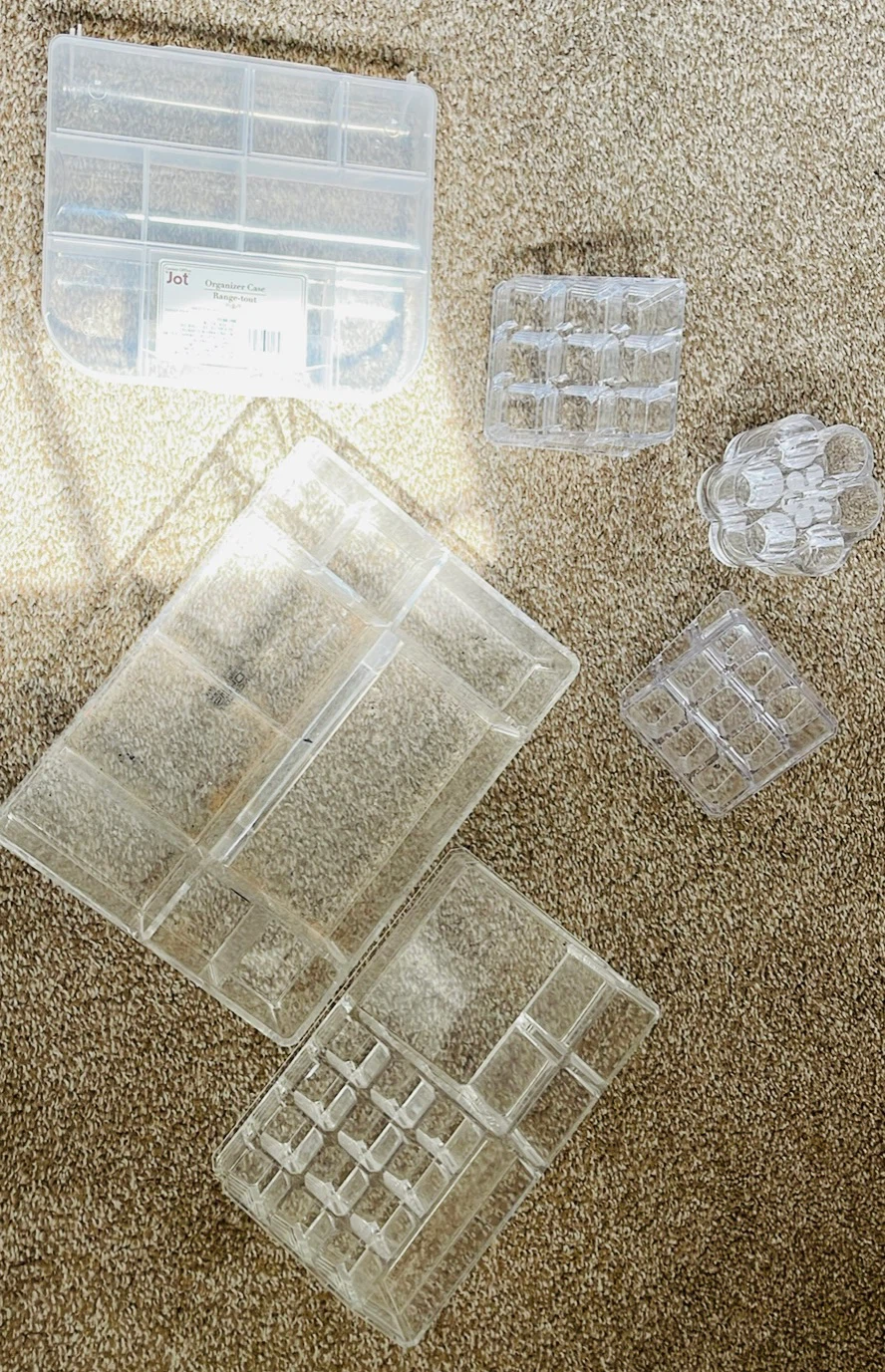 Makeup Organizers and Cosmetic Bags