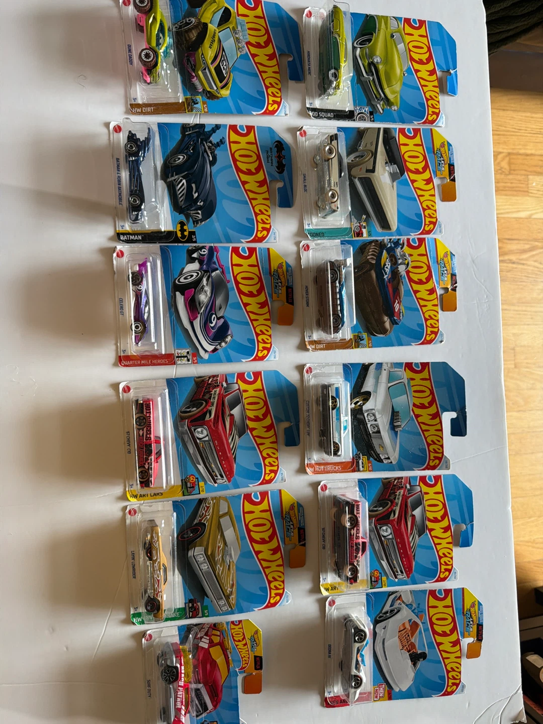 Hot Wheels Toy Cars (Lot of 12)