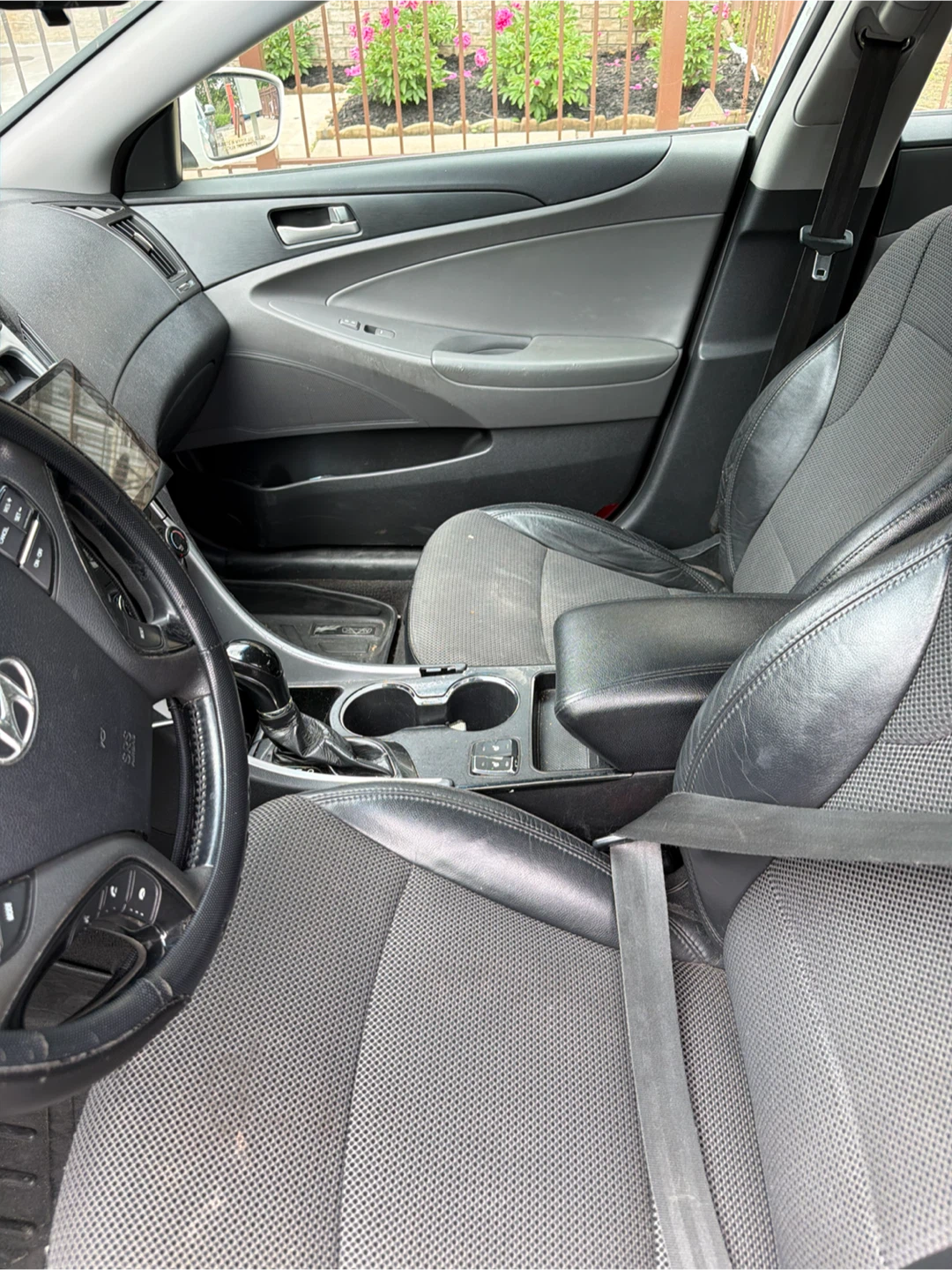 Hyundai Sonata - 157,043 Miles - photo 3