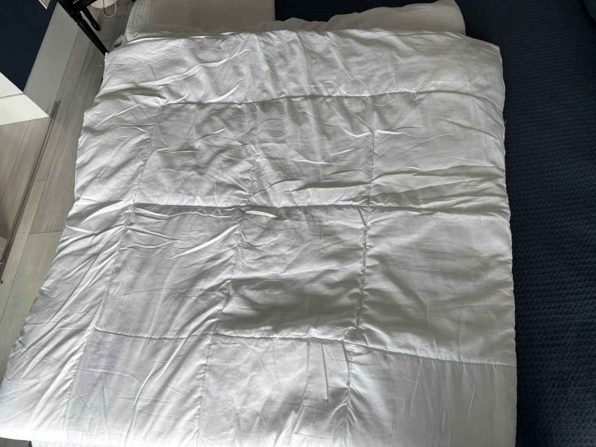 Lightweight queen size duvet - photo 2
